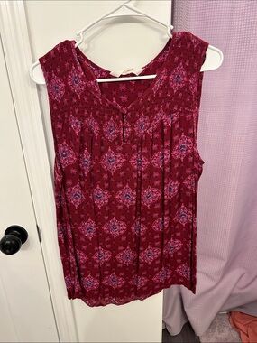 Sleeveless top